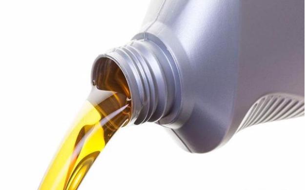 出厂5w-30换0w-20,出厂用0w20机油可以更换5w40吗