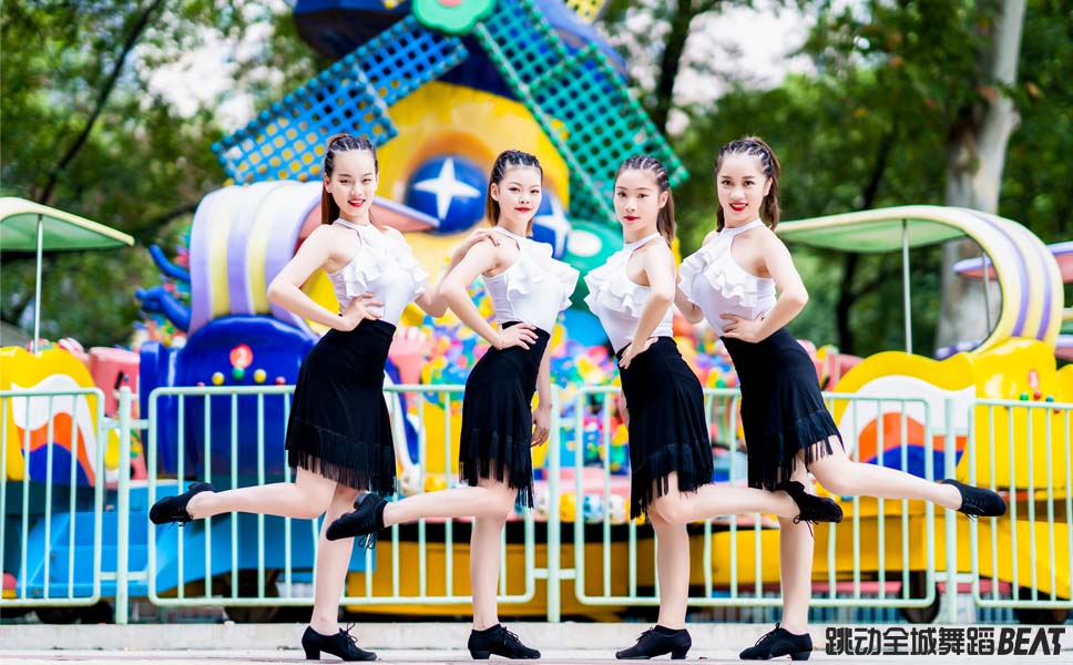 怎么才可以跳好拉丁舞,怎么样跳拉丁舞才有天赋