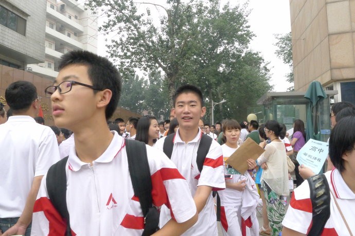 你说天资平常的普通孩子,就无法进入清华北大吗?韦神启示录之三