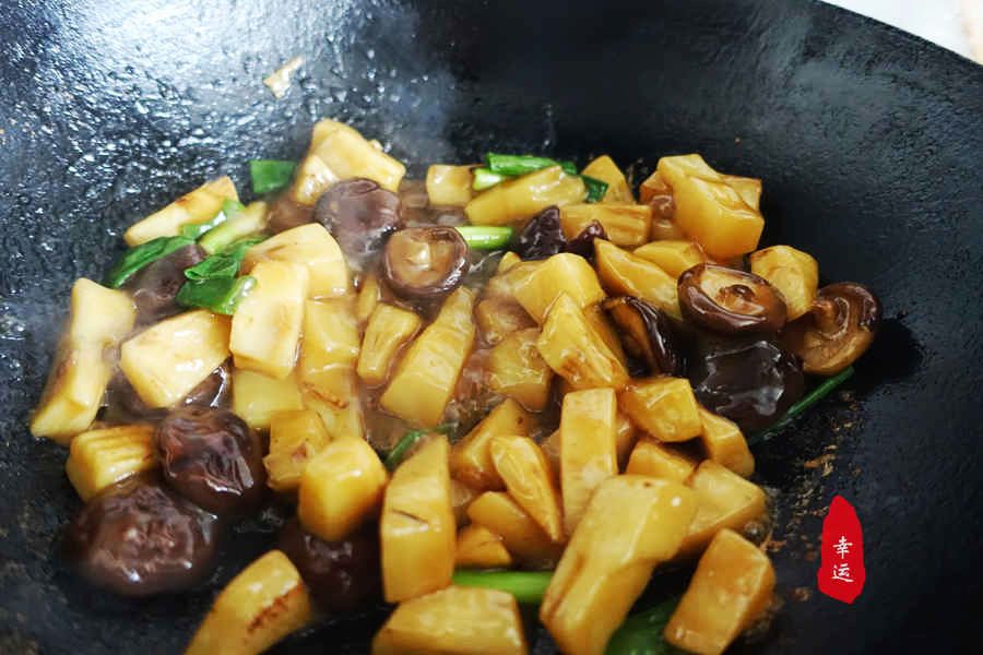 鲜笋与香菇怎么炒着好吃呢,香菇烩鲜笋做法大全