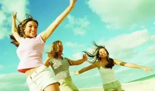 名门泽佳怎么消除黑眼圈,名门泽佳去眼袋红肿结痂图片