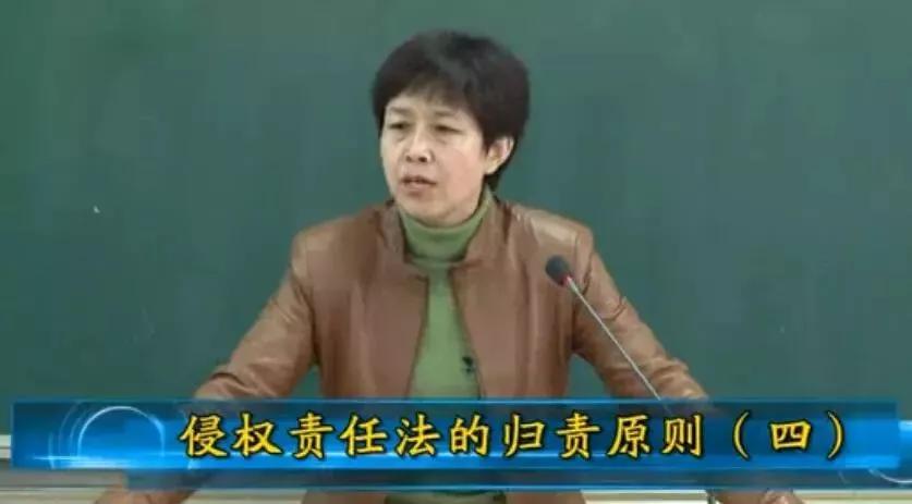 棺材里避雨吓到乘客跳车,棺材里避雨乘客跳车