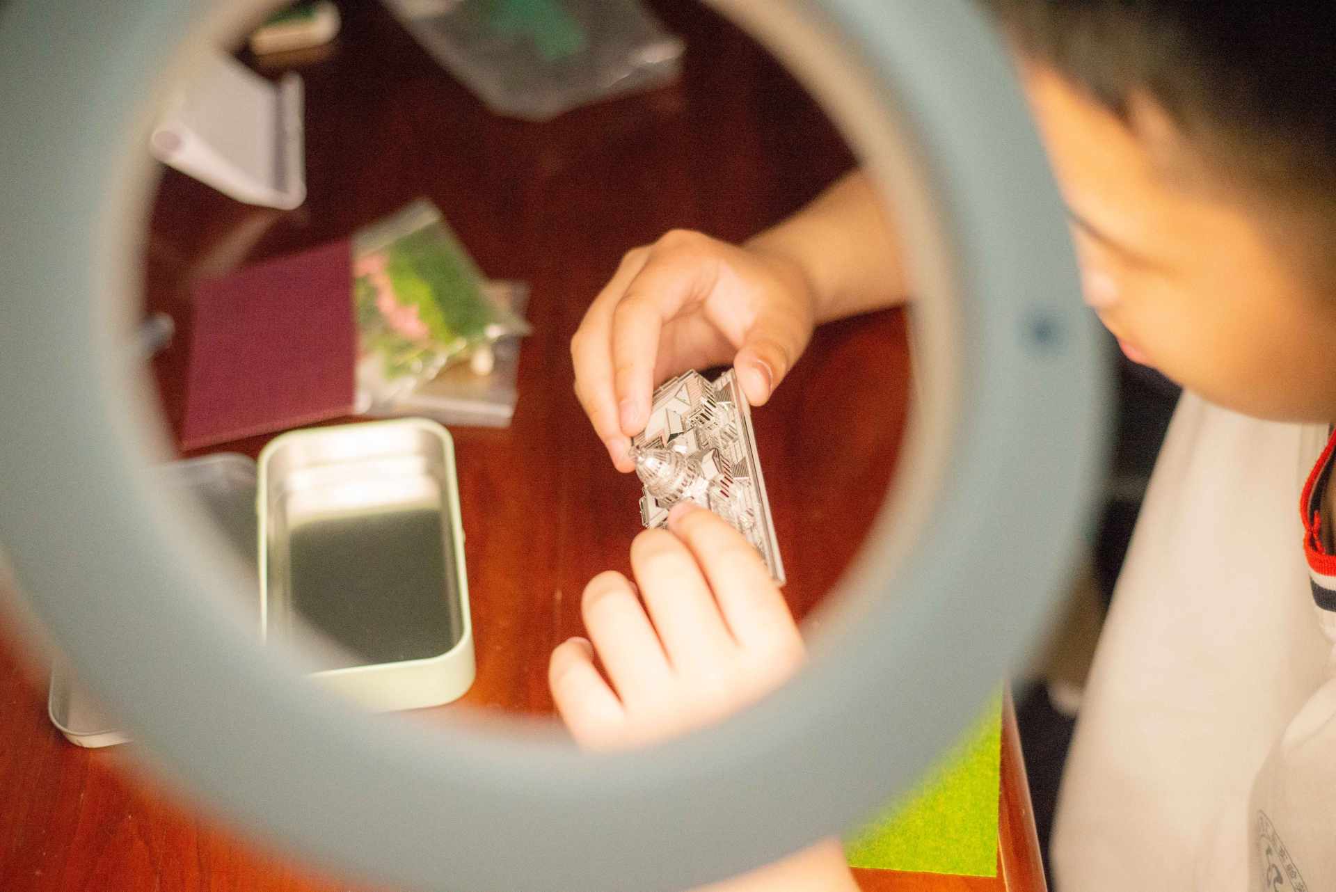 照亮前进的道路!驱逐所有暗影!以光之名~天使之光润眼灯