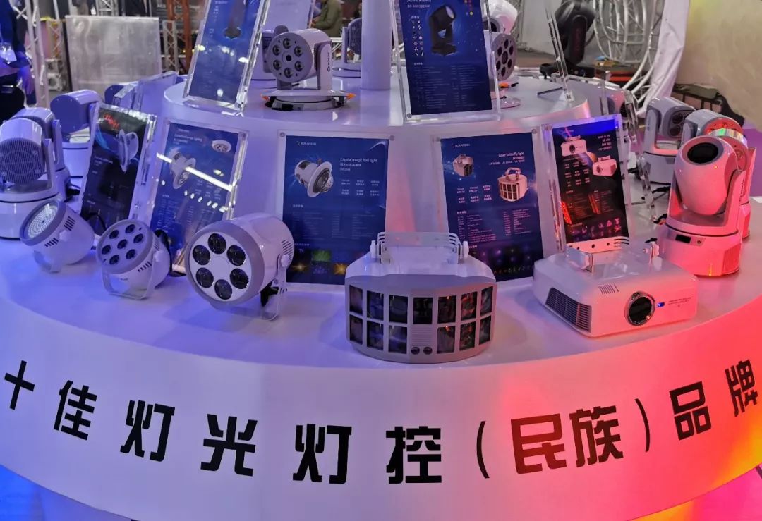 閾傞攼鍟嗗姟ktv,閾傞攼鍟嗗姟閲忚穿寮弅tv