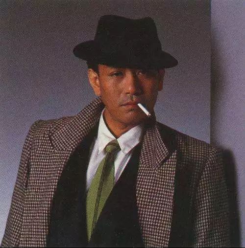 张国荣碾压陈百强,陈百强在张国荣地位