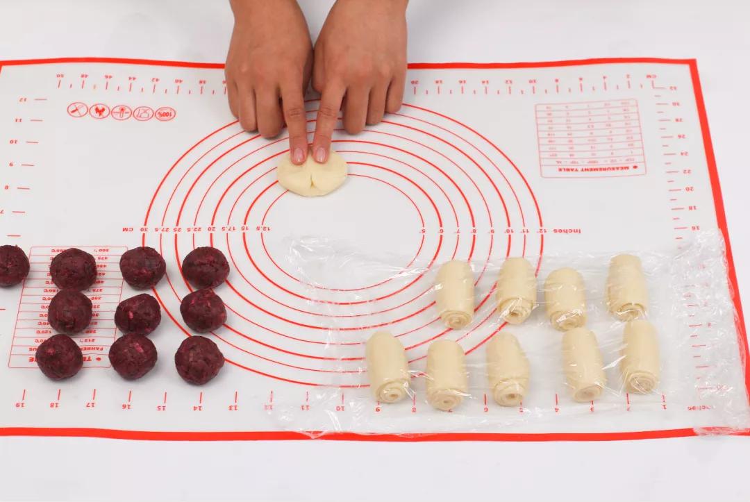 云南玫瑰鲜花饼好吃实惠味更美,云南玫瑰鲜花饼五种口味