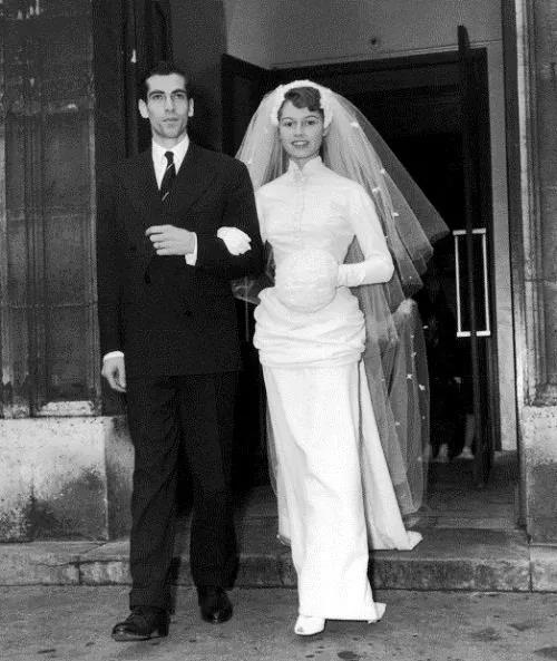 嫁过著名导演、政治家、大亨，简·方达这八十年是怎么过的？