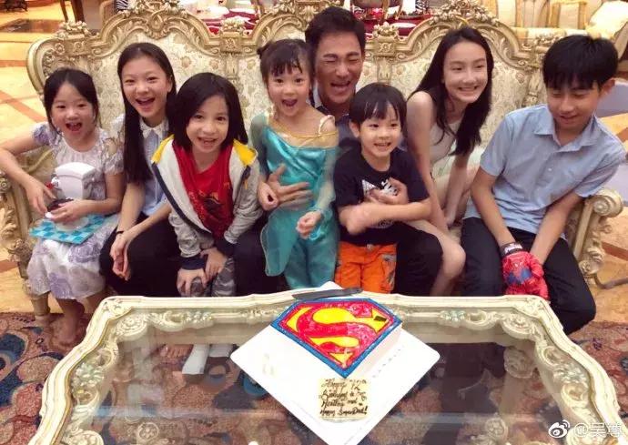 天呀！这是什么神仙基因，72岁的他上辈子是拯救了宇宙吗？