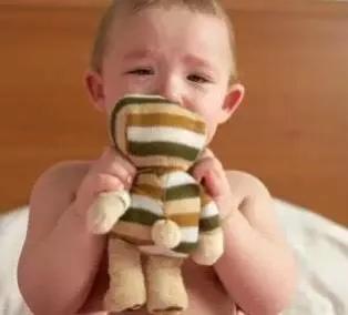 小孩手被烫伤起泡后破了怎么处理,小孩被烫伤起泡破了怎么处理