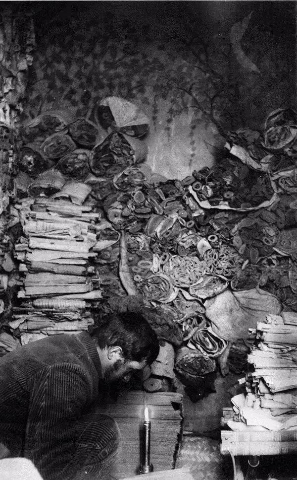 1908年未遭受破坏的敦煌莫高窟,1908年法国人拍摄的敦煌莫高窟