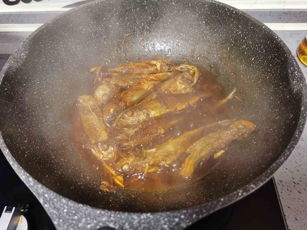 不管什么鱼怎样做才好吃,做鱼去腥只需三种调料