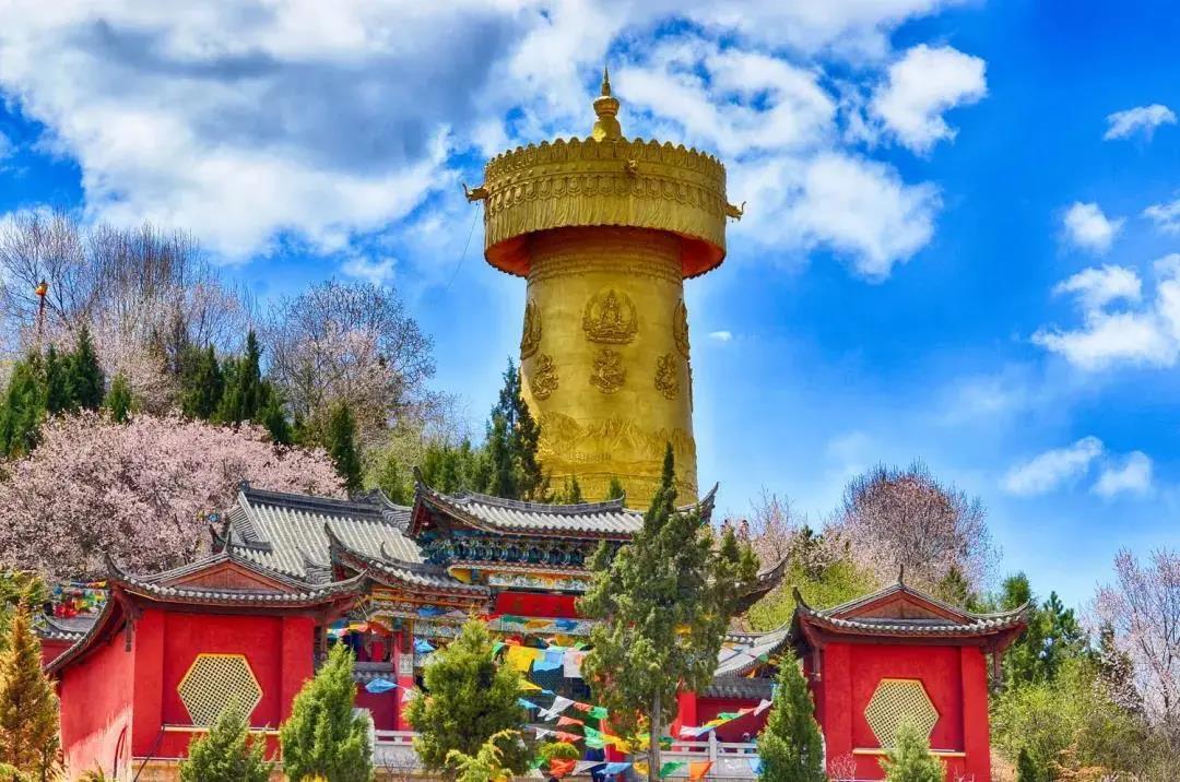 国庆旅游稻城亚丁自驾游最佳路线,国庆川西稻城亚丁风景区一日游