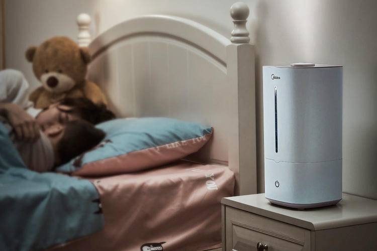 如何在空调房正确补水,空调房里怎么补水保湿