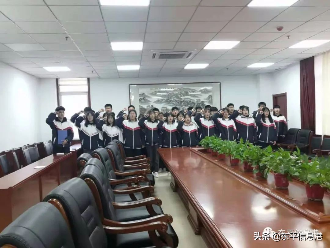 新学期开创新辉煌手抄报,新学期新希望再创新辉煌