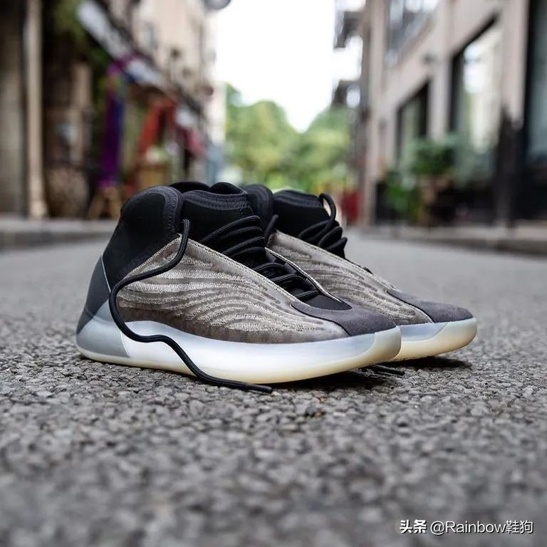 NB327领衔，今年鞋市的韭菜鞋们你都避开了吗？