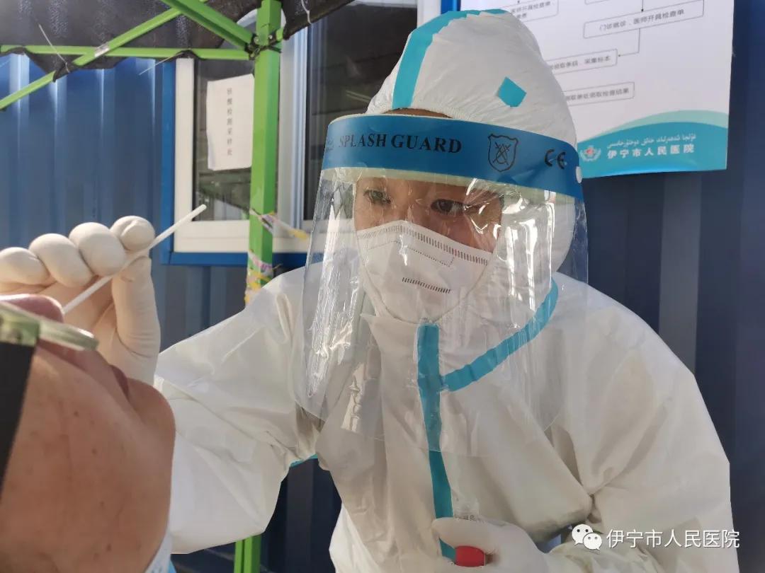 伊宁县疫情之下的我们,疫情期间医务人员不退缩