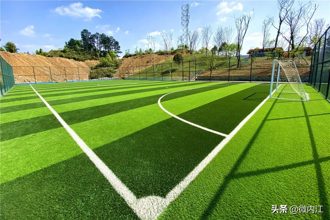 内江开放的足球场,内江新足球运动场