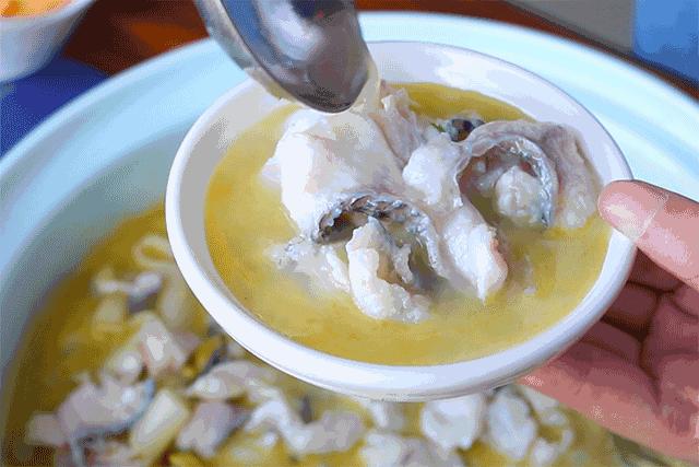 家常煎鱼不腥的方法,怎么煎鱼掉皮快些好吃窍门