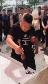 *交滥**、人体模特，这部电影带你深度解析当代艺术的定义