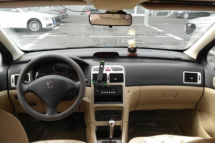 标致307二手车怎么选,标致307跑了十五万公里的二手车