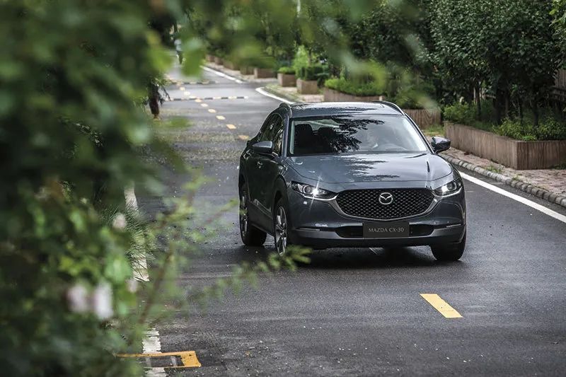 试驾长安马自达CX-30,马自达cx-30试驾车