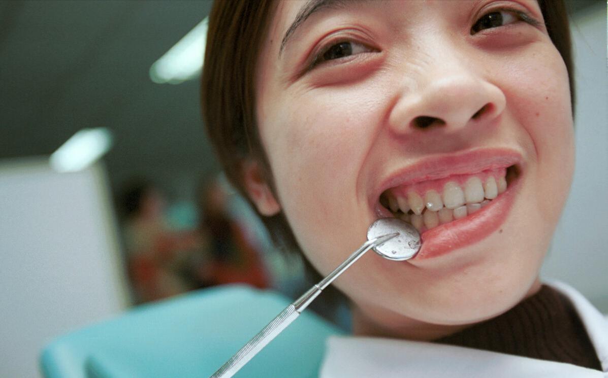 日常生活中该如何预防牙结石？丨访邯郸市第三医院口腔一科主任、主任医师申秀梅