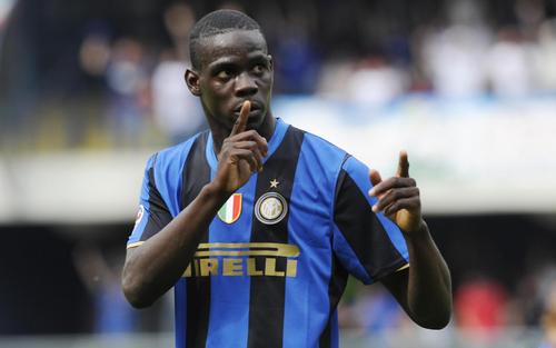 足坛十大后卫拉莫斯,皇马十大球王排名