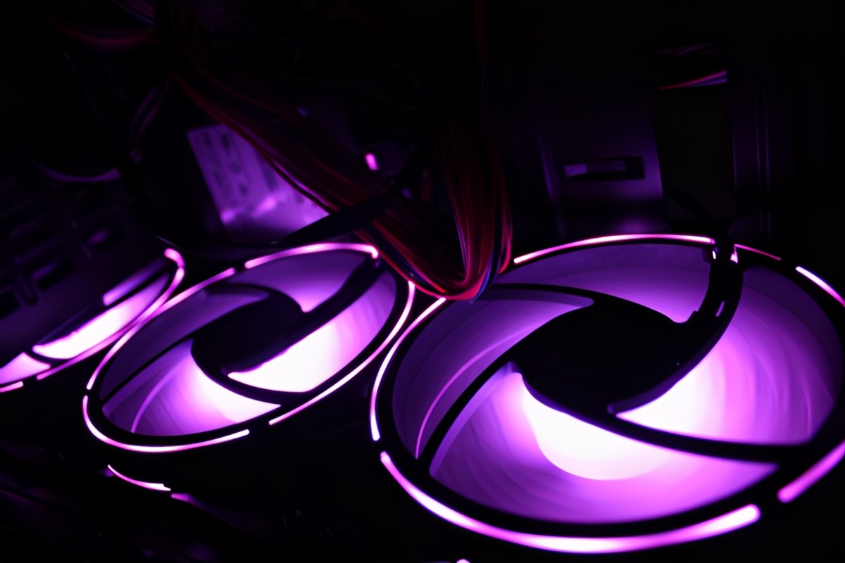 让你的主机更加炫酷，九州风神CF120Plus风扇装机体验