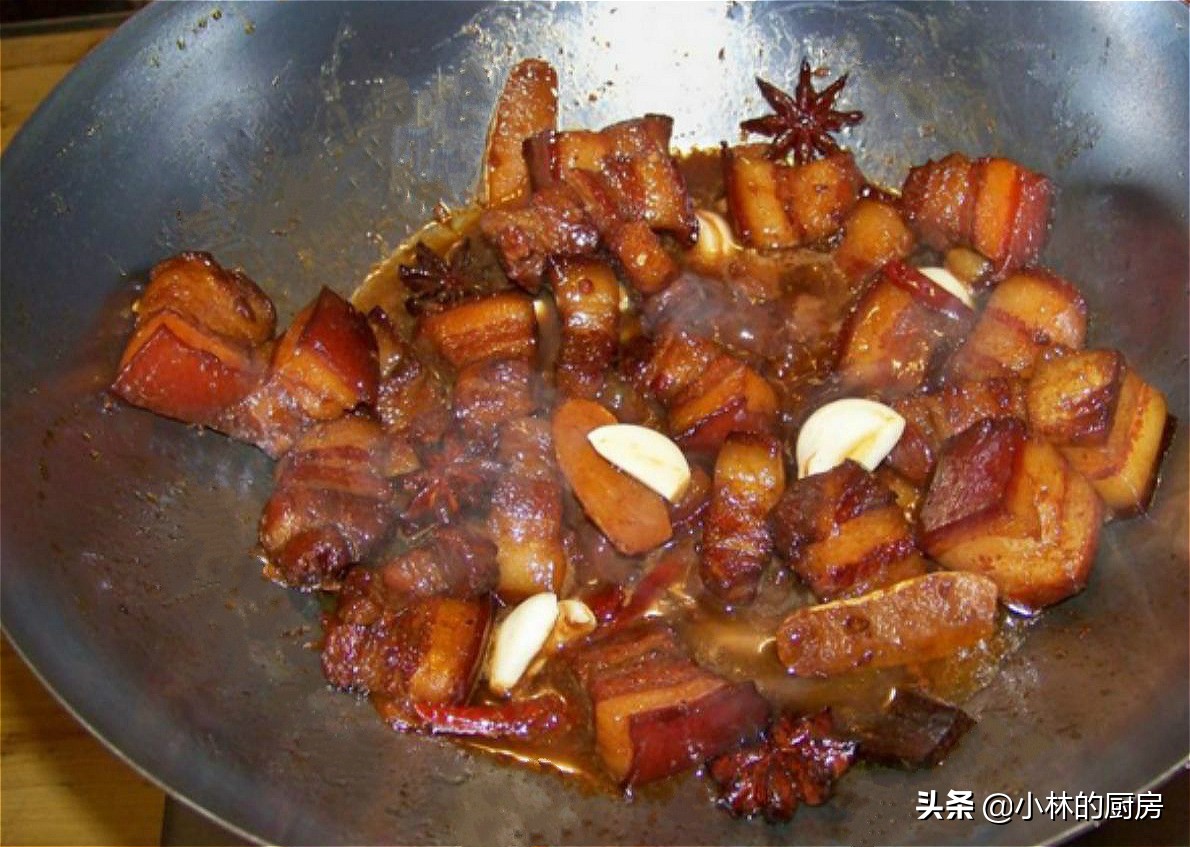 红烧肉不起泡的方法,红烧肉怎么不会上色