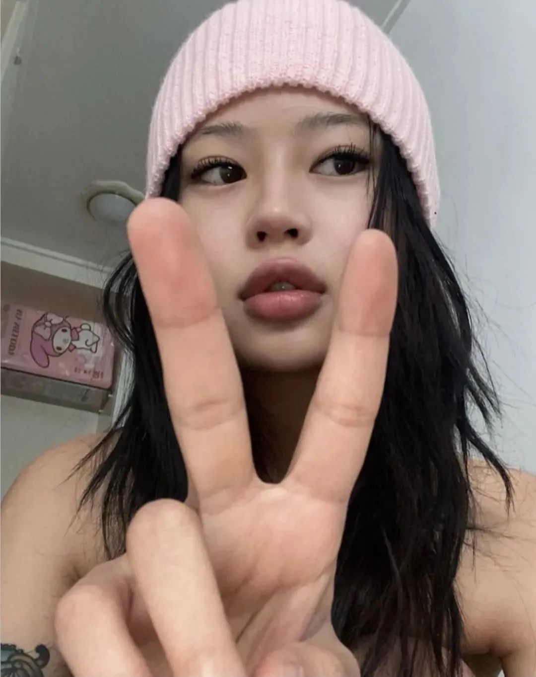 圆脸戴什么帽子比较好,圆脸女孩如何选帽子