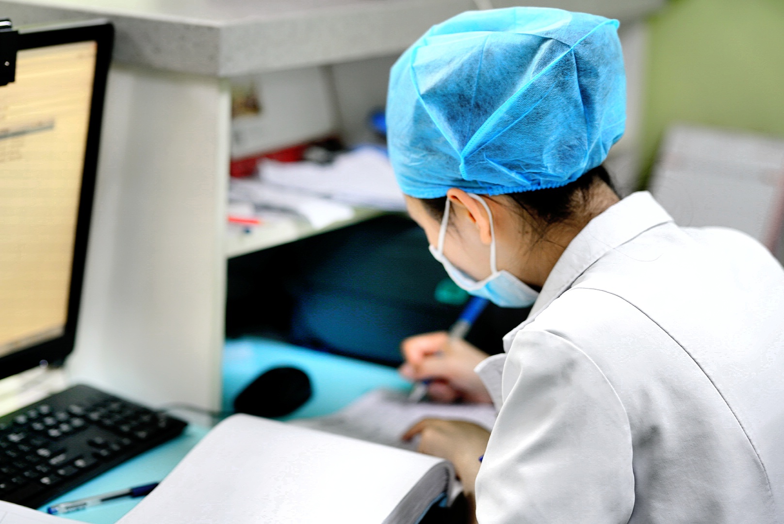 放疗副作用受不了可以放弃放疗吗,放疗副作用要不要担心