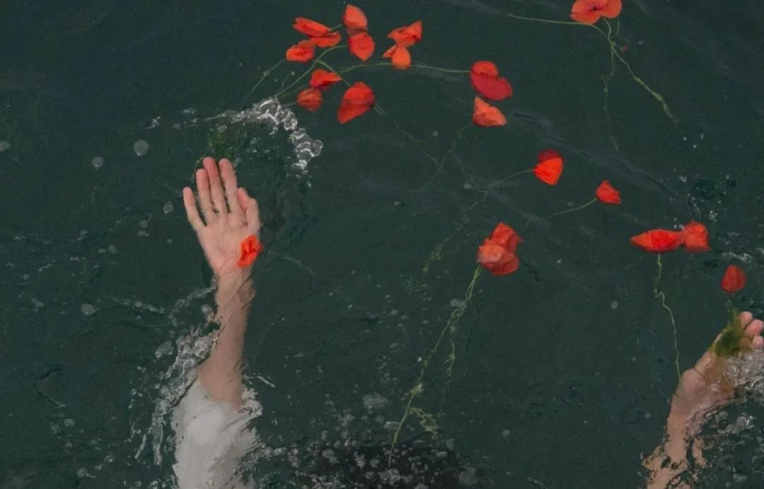 阿里员工自曝被性侵，他们说“酒局而已，搂抱正常”