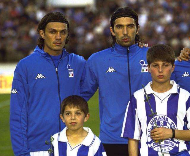 布冯意甲出场马尔蒂尼,马尔蒂尼和布冯谁伟大