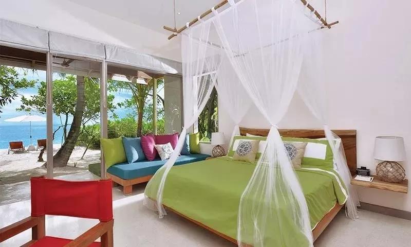 马尔代夫七星选岛全攻略,马尔代夫沙滩别墅出海游泳