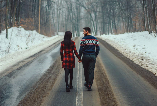 为什么师生恋不被认可,师生恋真的有对与错么