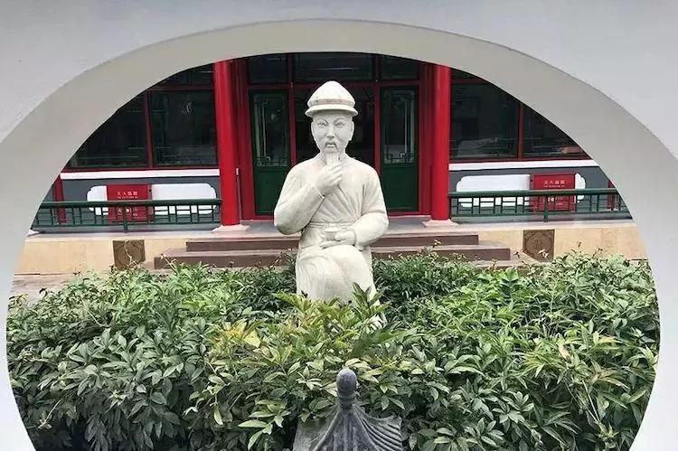 北京独门独院小四合院出售,北京四合院单身公寓