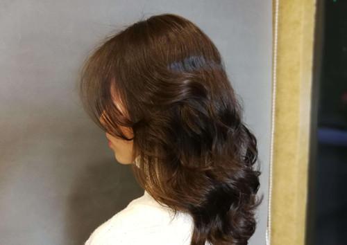 烫头多久能养护头发,剪完头发一般多久可以烫头