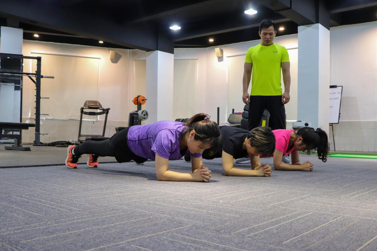 谢谢你喜欢我但是很抱歉,谢谢你喜欢我歌曲原唱