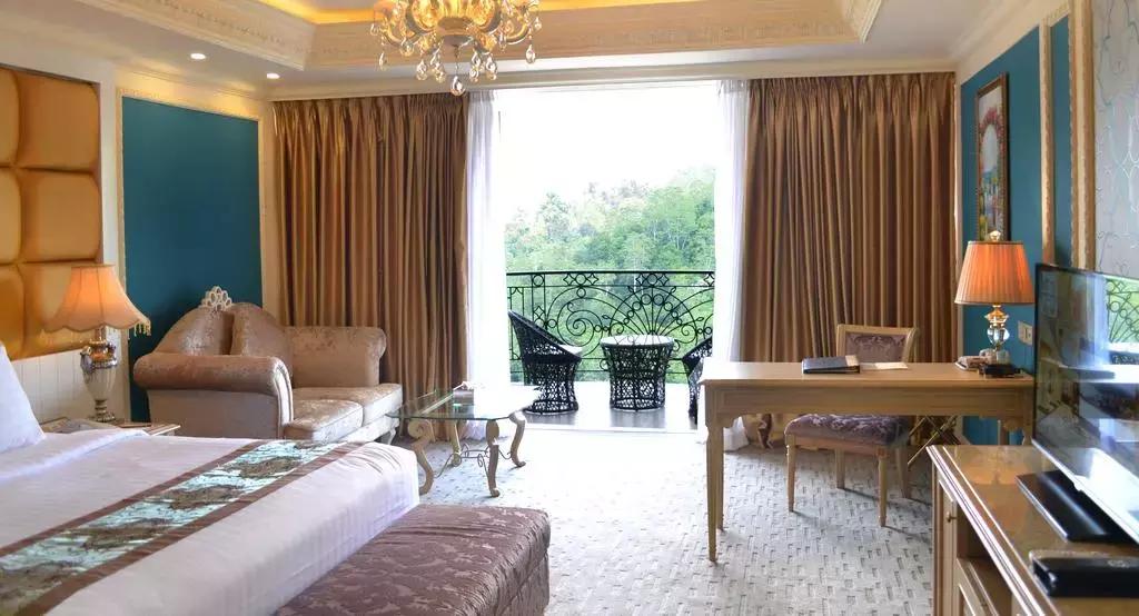 一生必去一次的神奇国度，榴莲白菜价，还有千与千寻里的海上火车