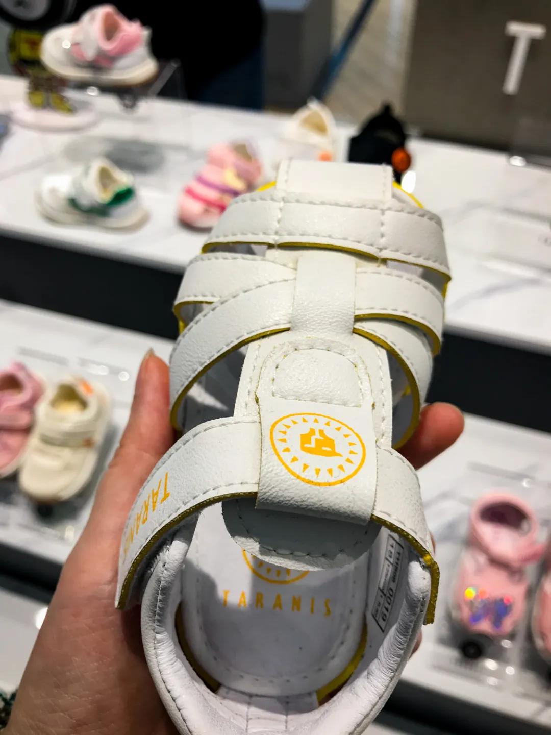 儿童穿哪种凉鞋比较好测评,关爱宝宝从脚开始