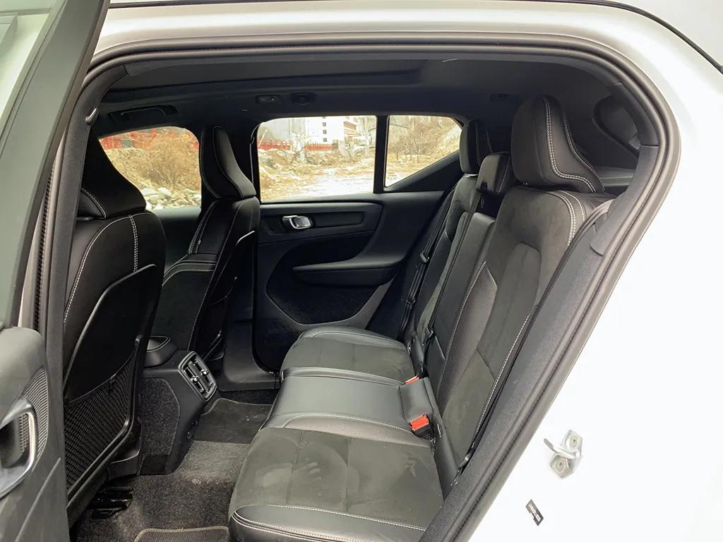 最新沃尔沃xc40试驾视频,深度试驾沃尔沃xc40最低配