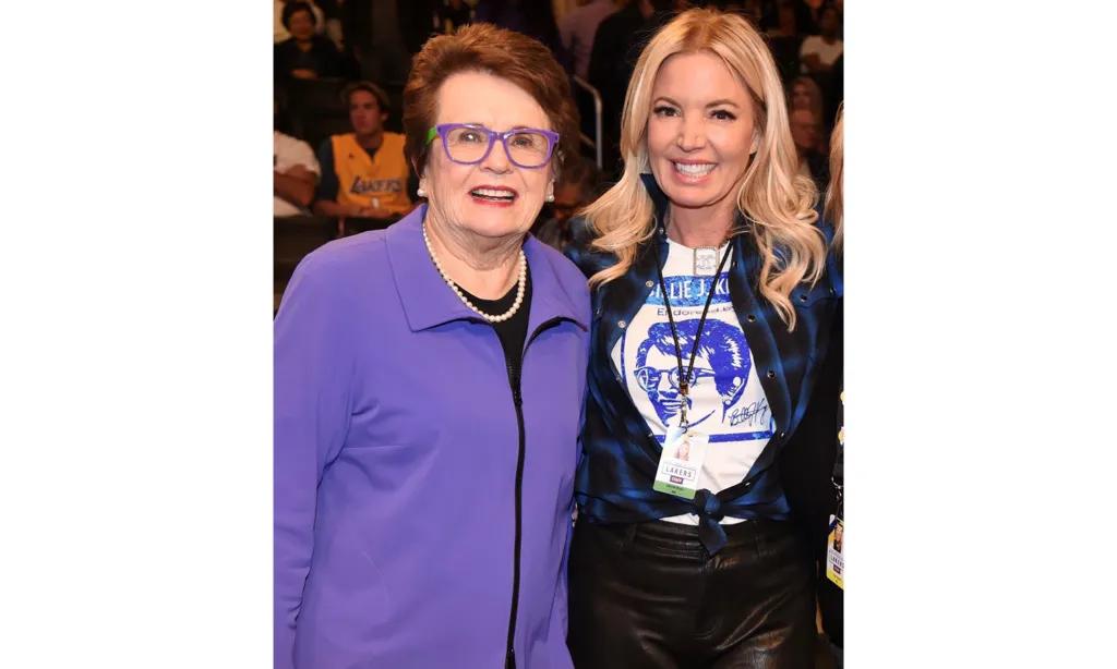 湖人老板珍妮·巴斯谈詹姆斯,湖人队75周年宣传珍妮巴斯