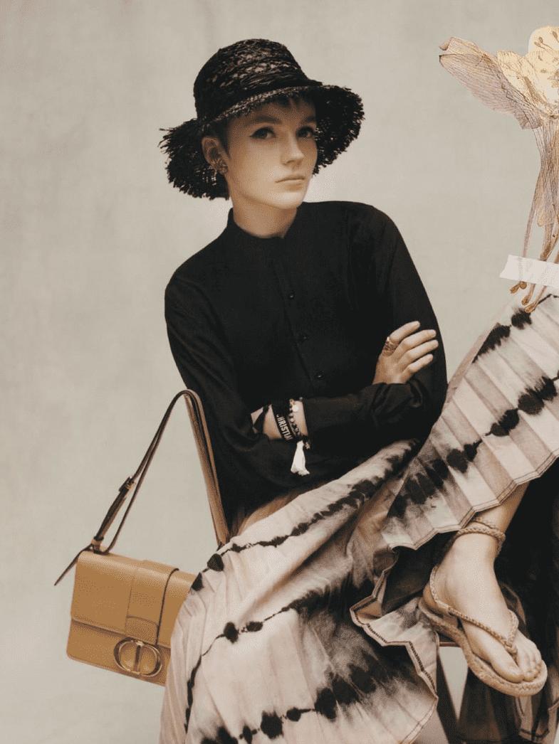 给迪奥一个机会，它就能带你邂逅浪漫秘境