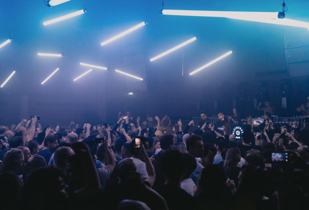 夜店越大越好？只装300人的小酒吧也能进全球百大