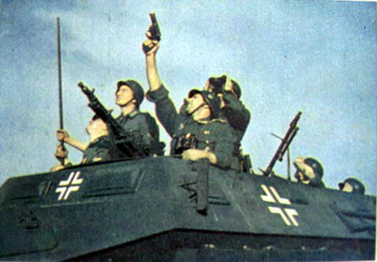 德国二战时冲锋枪可以点射吗,二战纳粹德国信号枪