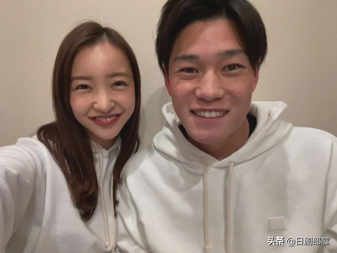 akb48板野友美毕业演唱会,akb48总选举板野友美