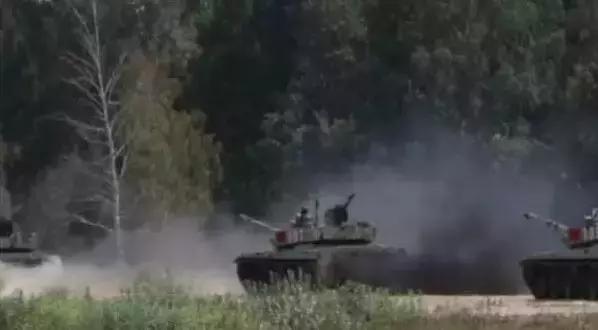 15式轻坦驰骋高原,15式轻坦高原装甲