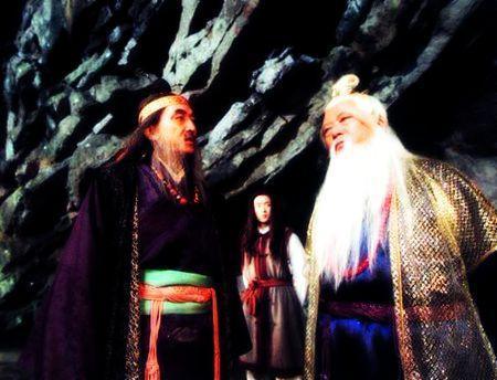 《葵花宝典》并未消失,石破天因此成为主角第一高手,书中有暗示