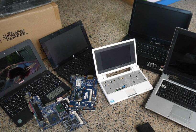 某平台还能买到非洲淘汰的电脑,仅需450块!论韭菜的自我修养