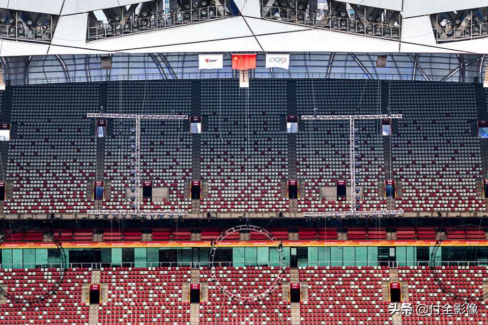 鸟巢沸腾瞬间,鸟巢合唱爱如潮水